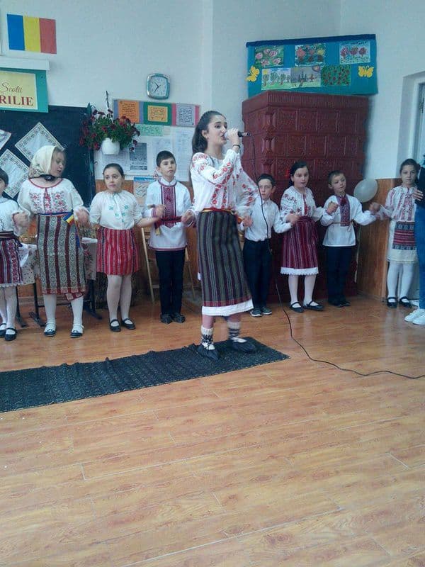 scoala braesti 08