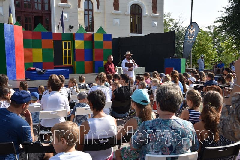 Teatru in aer liber la Dorohoi_06