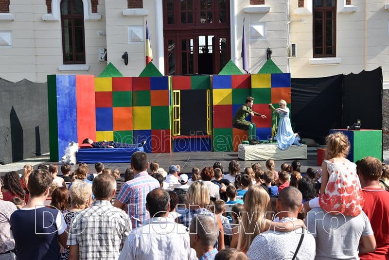 Teatru in aer liber la Dorohoi_15