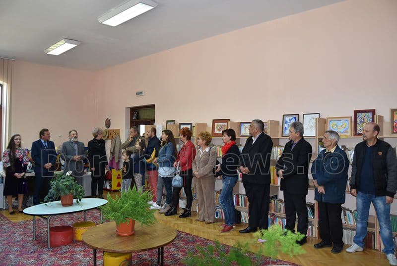 Expozitie Pasi spre culori09