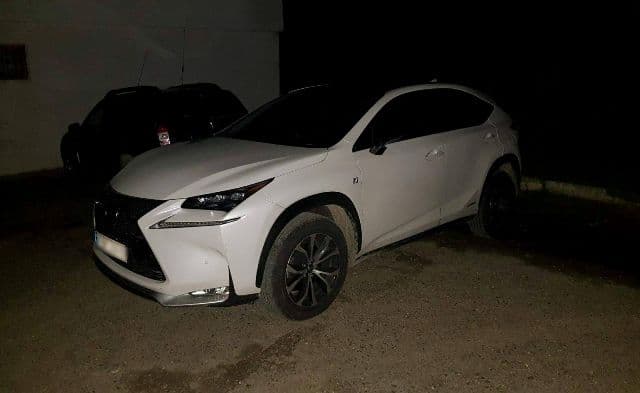 lexus