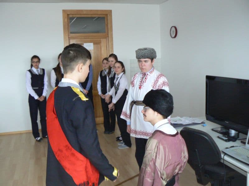 Scoala Cornerstone Dorohoi (2)