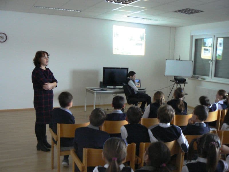 Scoala Cornerstone Dorohoi (4)