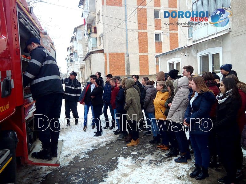 Activitate pompieri_01