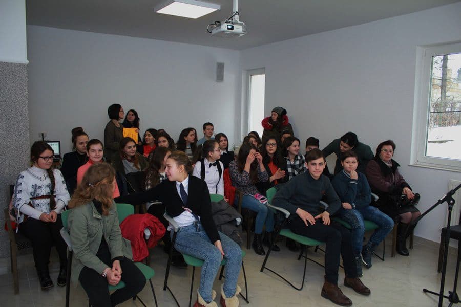 Poetul Grigore Vieru comemorat 002