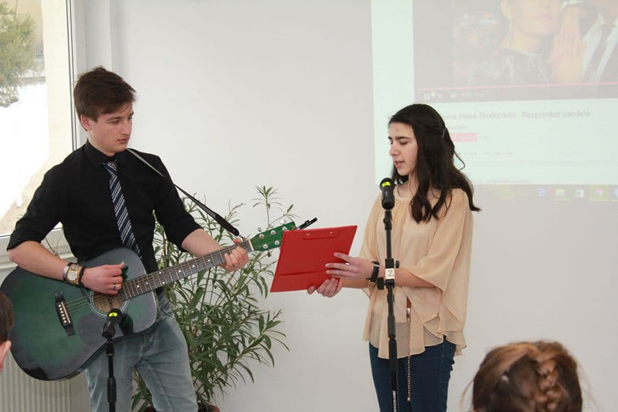 Poetul Grigore Vieru comemorat 010