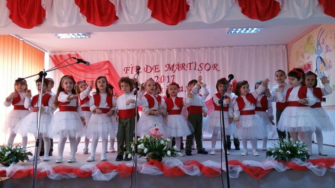fir de martisor 005