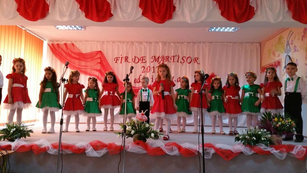 fir de martisor 011