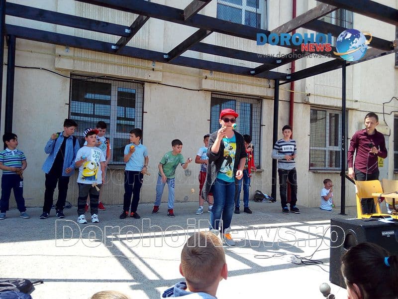 Flashmob kendama_08