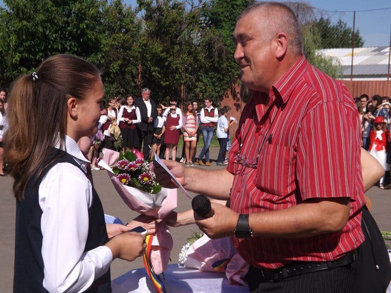 sfarsit de an scolar a.i.cuza dorohoi09