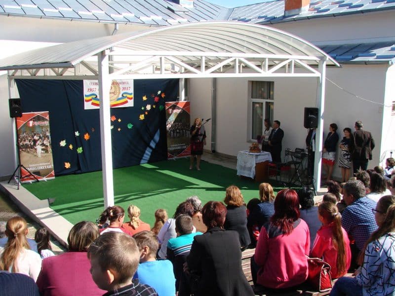 clubul copiilor 15