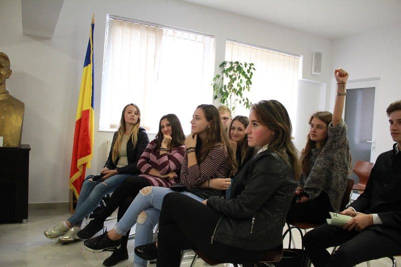 dezbatere modificarea constitutiei art. 48 alin. 1 (3)