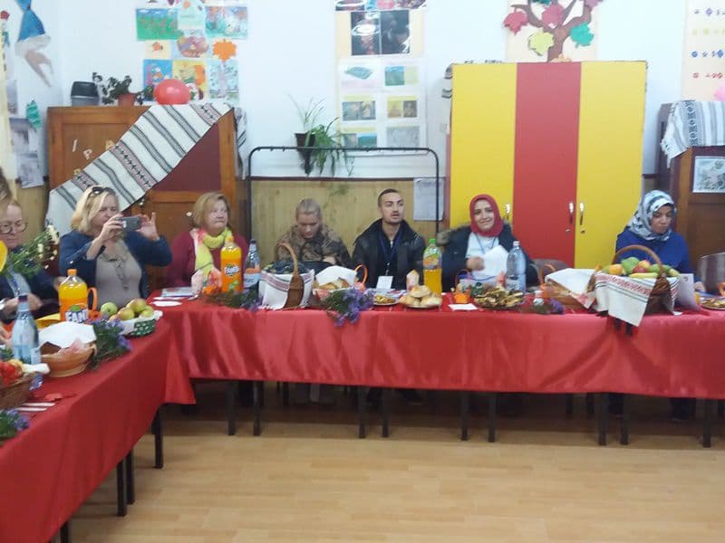 scoala iezer 014