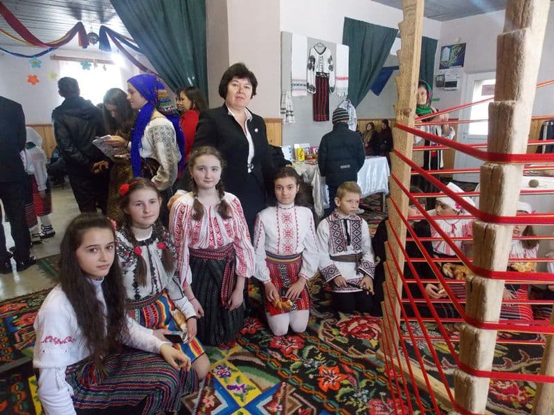spectacol la Ibanesti 010