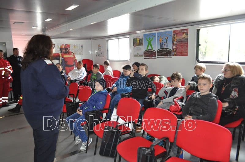 Caravana SMURD la Dorohoi_05