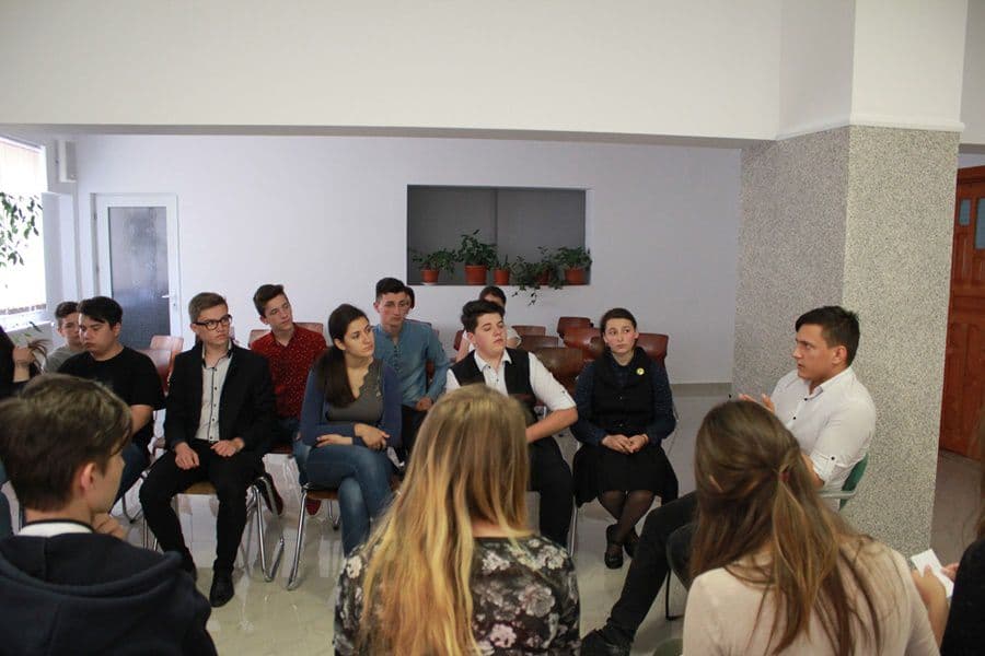 dezbatere Seminarul Teologic Dorohoi02