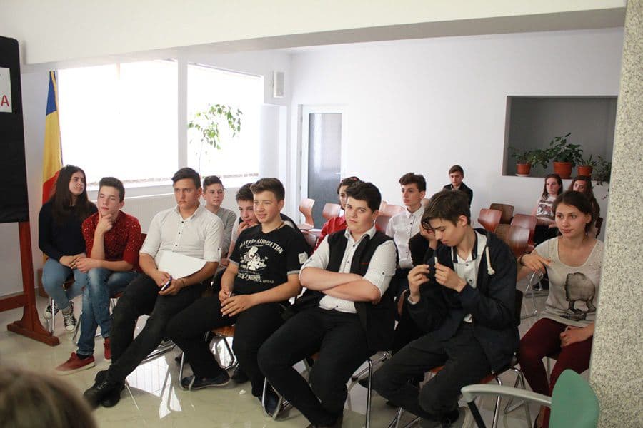 dezbatere Seminarul Teologic Dorohoi04