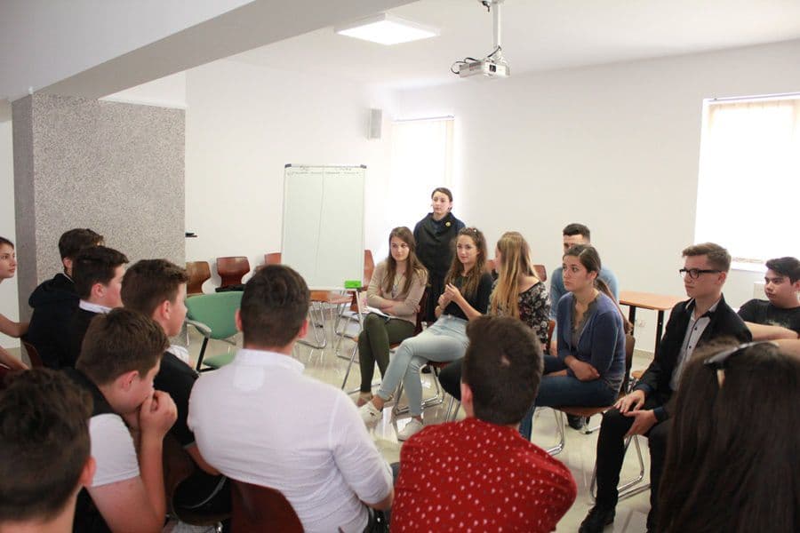 dezbatere Seminarul Teologic Dorohoi06