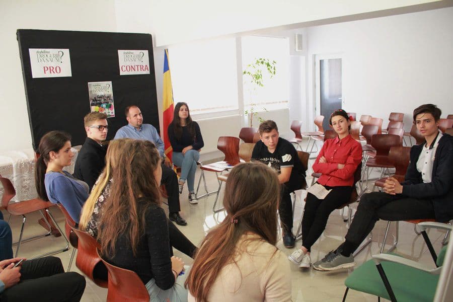 dezbatere Seminarul Teologic Dorohoi09