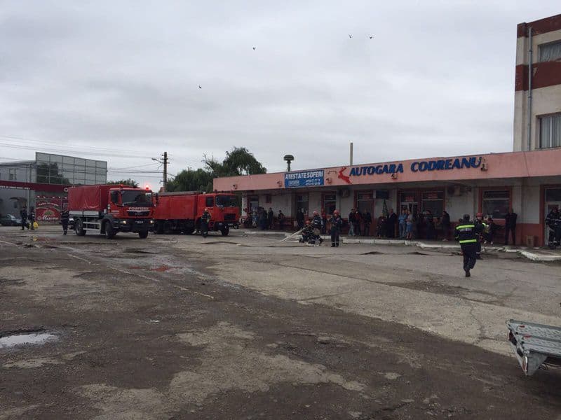 incendiu autogara dorohoi 05