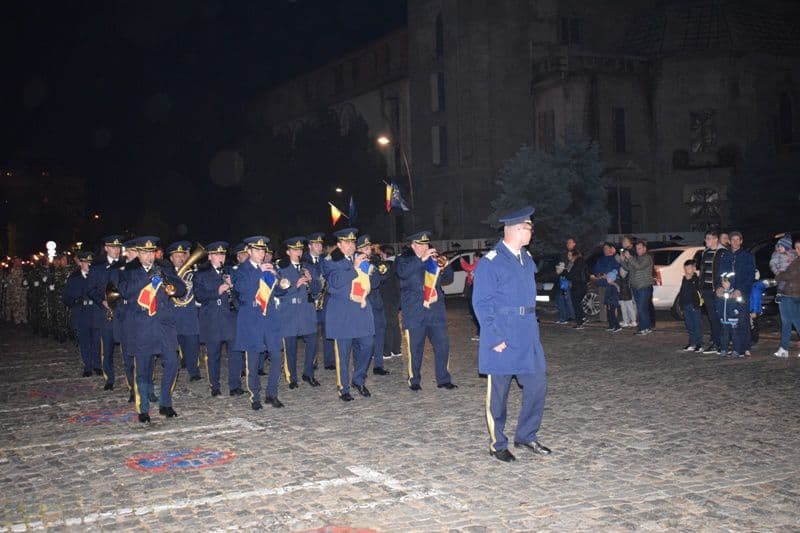 defilare ziua armatei 13