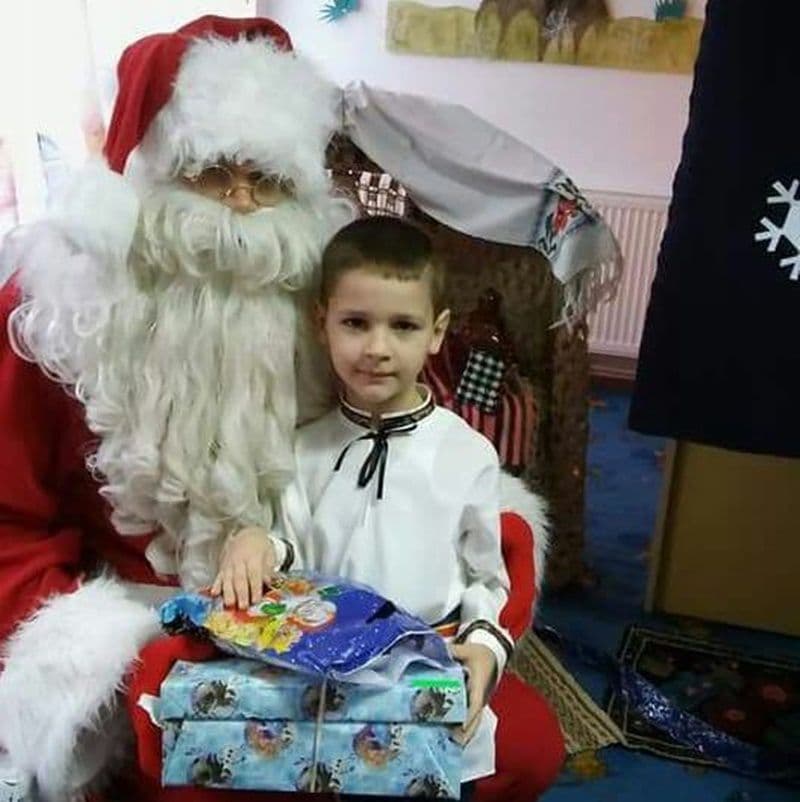 vine mos craciun 14