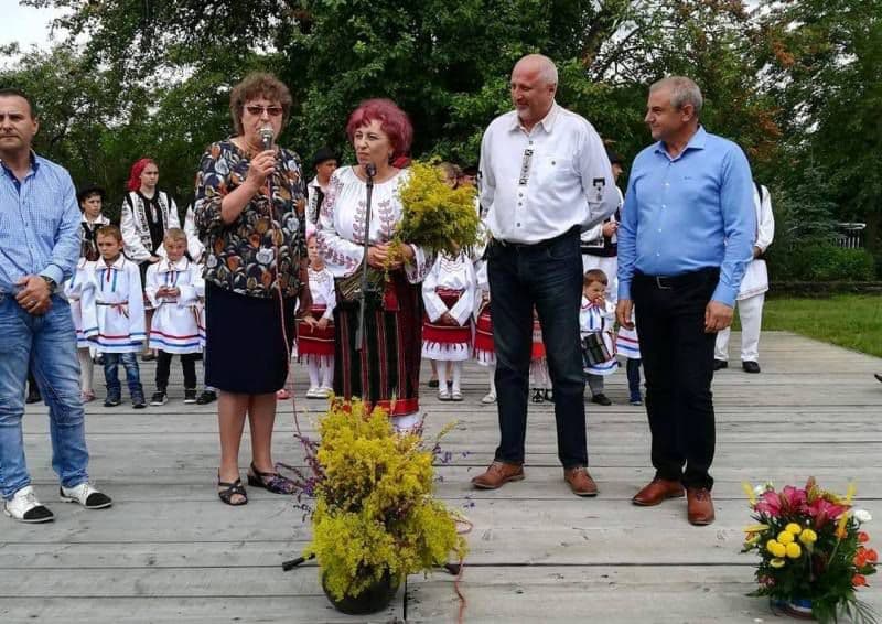 foto actiune OFL-ziua iei (2)