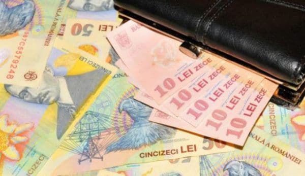 Bancnotele și monedele cu noua stemă, lansate pe piață