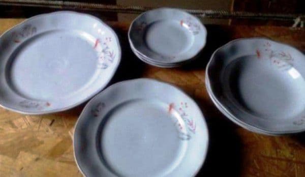 Ai astfel de farfurii în casă? Aruncă-le imediat! Te pot îmbolnăvi grav