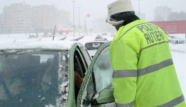 Weekend pe drumuri botoșănene: Zeci de amenzi și 5 permise reținute!