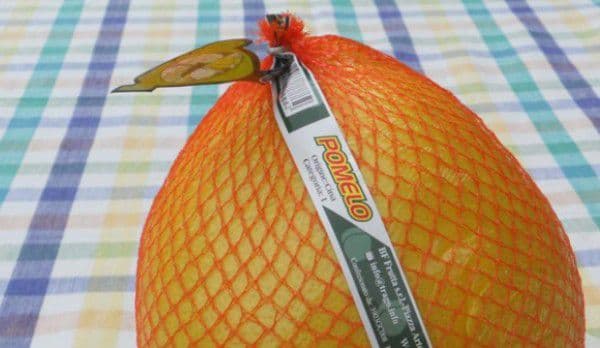 Adevărul despre pomelo: Ce au fructele care se vând în supermarket-uri