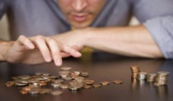 Se trage linie: Salarii mai mici pentru 22.000 de bugetari!