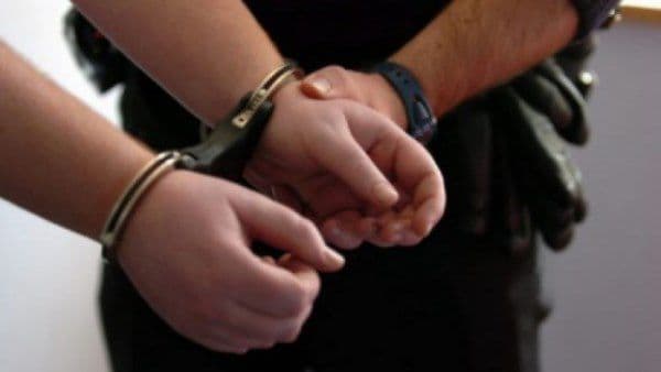 Trei bărbați reținuți în urma unor mandate de executare emise de Judecătoriile Botoșani, Dorohoi și Suceava
