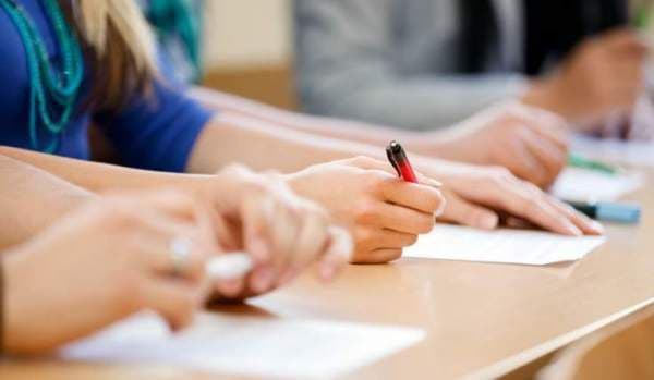 Anunț de ultimă oră de la Ministerul Educației despre subiectele de la BAC