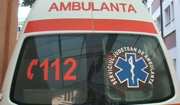 Accident la Dorohoi! Adolescentă de 15 ani lovită pe o trecere de pietoni de pe Bulevardul Victoriei