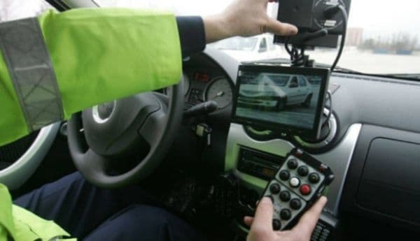 Atenție șoferi! Poliţia Rutieră Dorohoi are un nou radar neinscripţionat!
