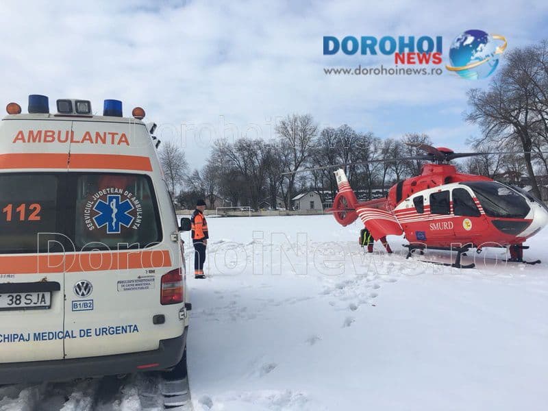 Femeie, în comă, preluată de urgență de la Dorohoi, de elicopterul SMURD - FOTO