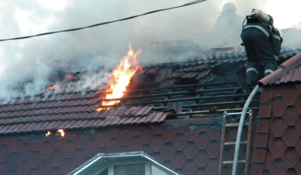 Locuinţe aprinse de coşuri de fum necurățate sau deteriorate