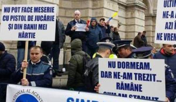 Polițiștii au legea de partea lor: Curtea de Justiție a UE a decis să fie plătiți cei care asigură permanența
