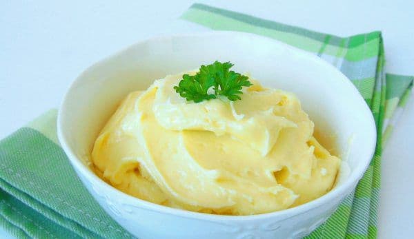 Maioneză de post. Ingredientul care poate înlocui ouăle