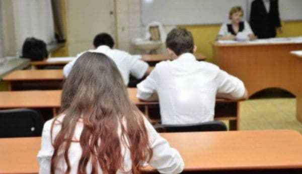 Start pentru simularea la Evaluarea Națională: Probele încep la ora 9