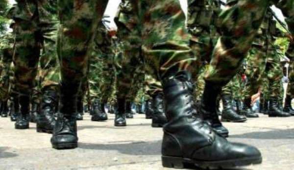 Armata recrutează băieți și fete pentru cariera militară. Vezi locurile disponibile!