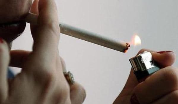 Cât de periculos este să fumezi dimineața la trezire