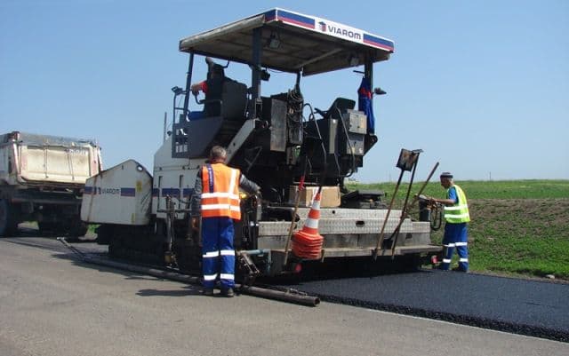 Start licitației pentru drumul Dorohoi-Vârfu Câmpului. Vezi ce drumuri naționale din județ vor mai fi asfaltate!