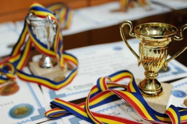 Buchet de premii cules de elevii Școlii Gimnaziale „Mihail Kogălniceanu” Dorohoi