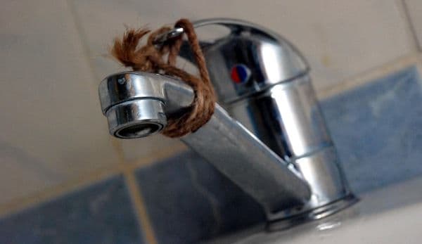Nova Apaserv nu iartă: Rău-platnicii din județ vor rămâne fără apă