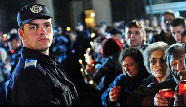 Jandarmii alături de cetăţeni în noaptea de înviere