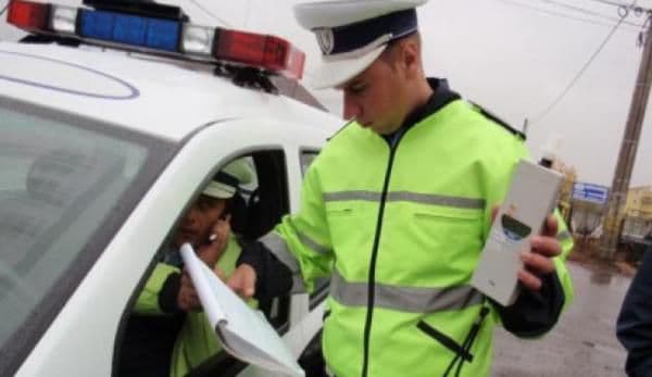 Trei șoferi prinşi băuţi la volan în prima zi de Paşte