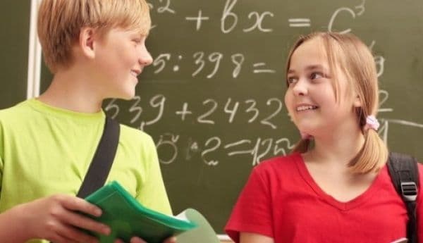 Elevii se întorc pe 11 aprilie la şcoală. Când încep EVALUAREA NAŢIONALĂ şi BACALAUREAT 2018
