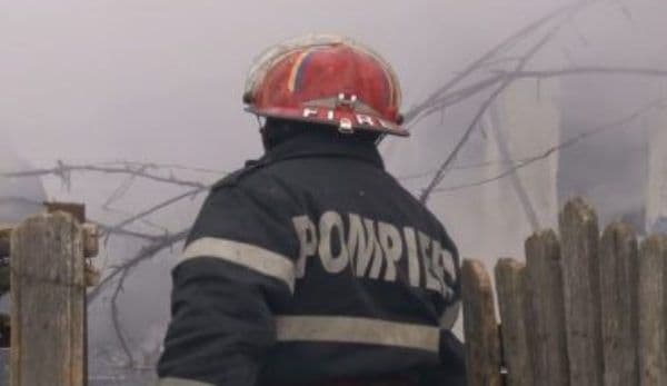 Patru familii păgubite de foc în a treia zi de Paști